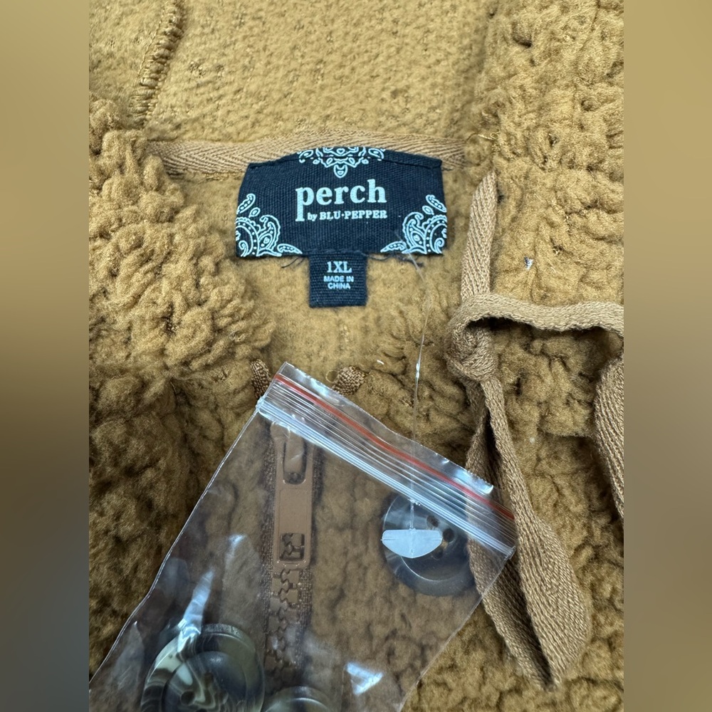 Perch by Blu Pepper Teddy Faux Shearling Sherpa
Hooded Jacket Size 1XL - Picture 5 of 6